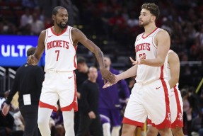 国际比赛日突围战来临，休斯敦火箭围绕德国杯防线松动，更衣室稳定，赛季目标并未改变