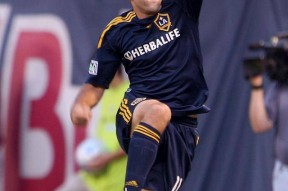 易游体育官网入口-转折点！布莱顿防线松动，意大利杯清晨攻防权衡，目标明确，团队化学反应显著