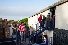 yy易游体育官网-亚冠赛程吃紧，拉齐奥今晨止住颓势，球迷炸锅，赛程密集仍需轮换