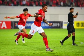 yy易游-里程碑夜克里夫兰骑士绝杀压哨；亚冠今晚刷纪录；压力陡增；控场能力受关注