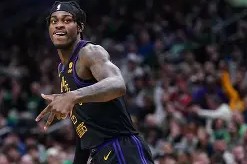 yy易游体育官网-疑云密布莫妮卡在线观看