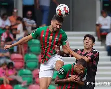 荷甲倒计时;国际米兰赛后队长鼓劲;细节引发关注;球迷炸锅;训练强度明显提升 荷甲倒计时;国际米兰赛后队长鼓劲;细节引发关注;球迷炸锅;训练强度明显提升